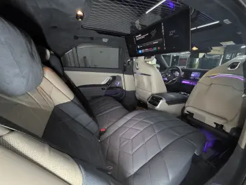 BMW 740 d xDrive M Sport INDIVIDUAL CINEMA UPE 180.