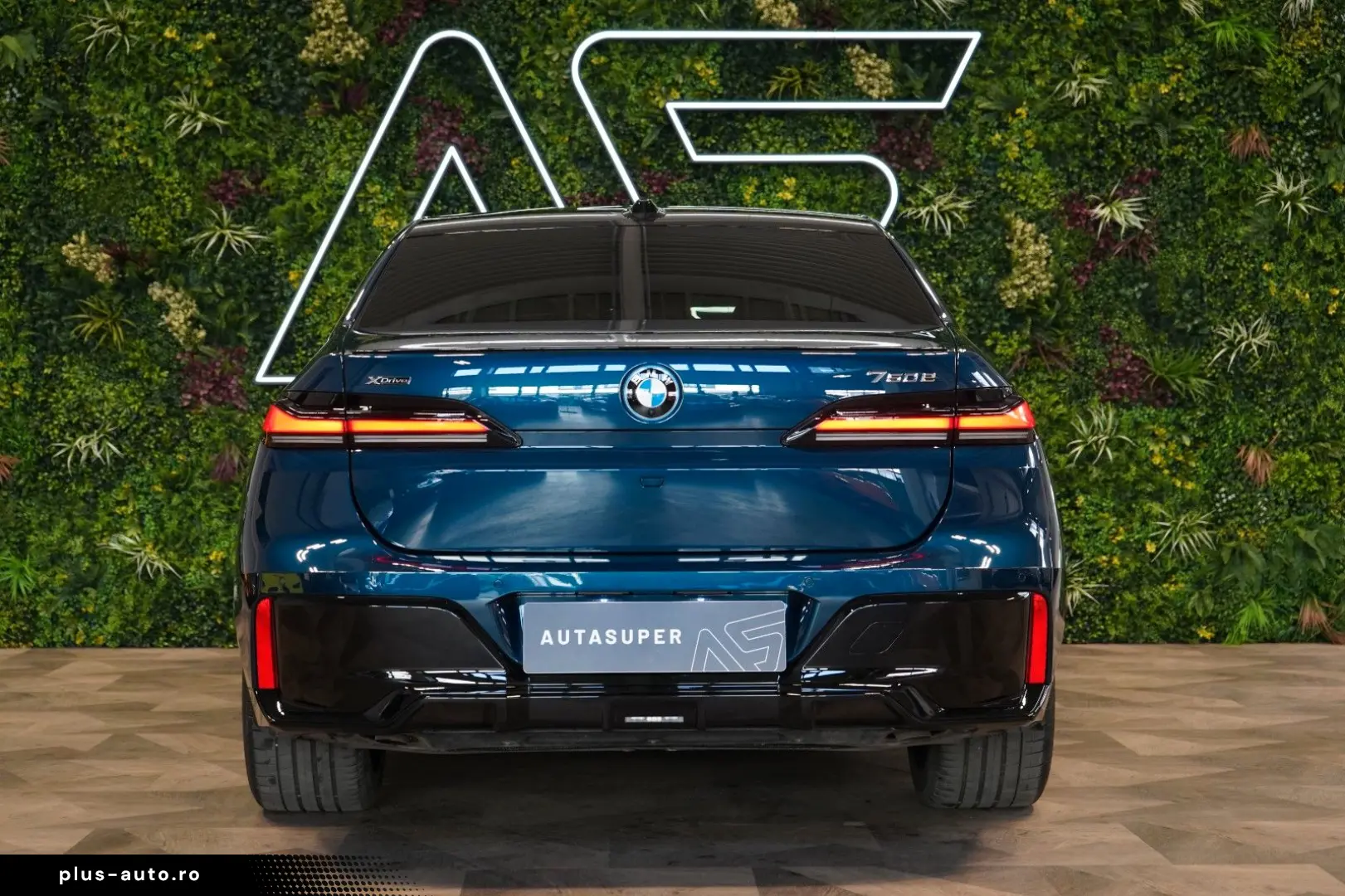 BMW 750e XDRIVE THEATRE HUD SKY-L B&W 110.496€ NETTO