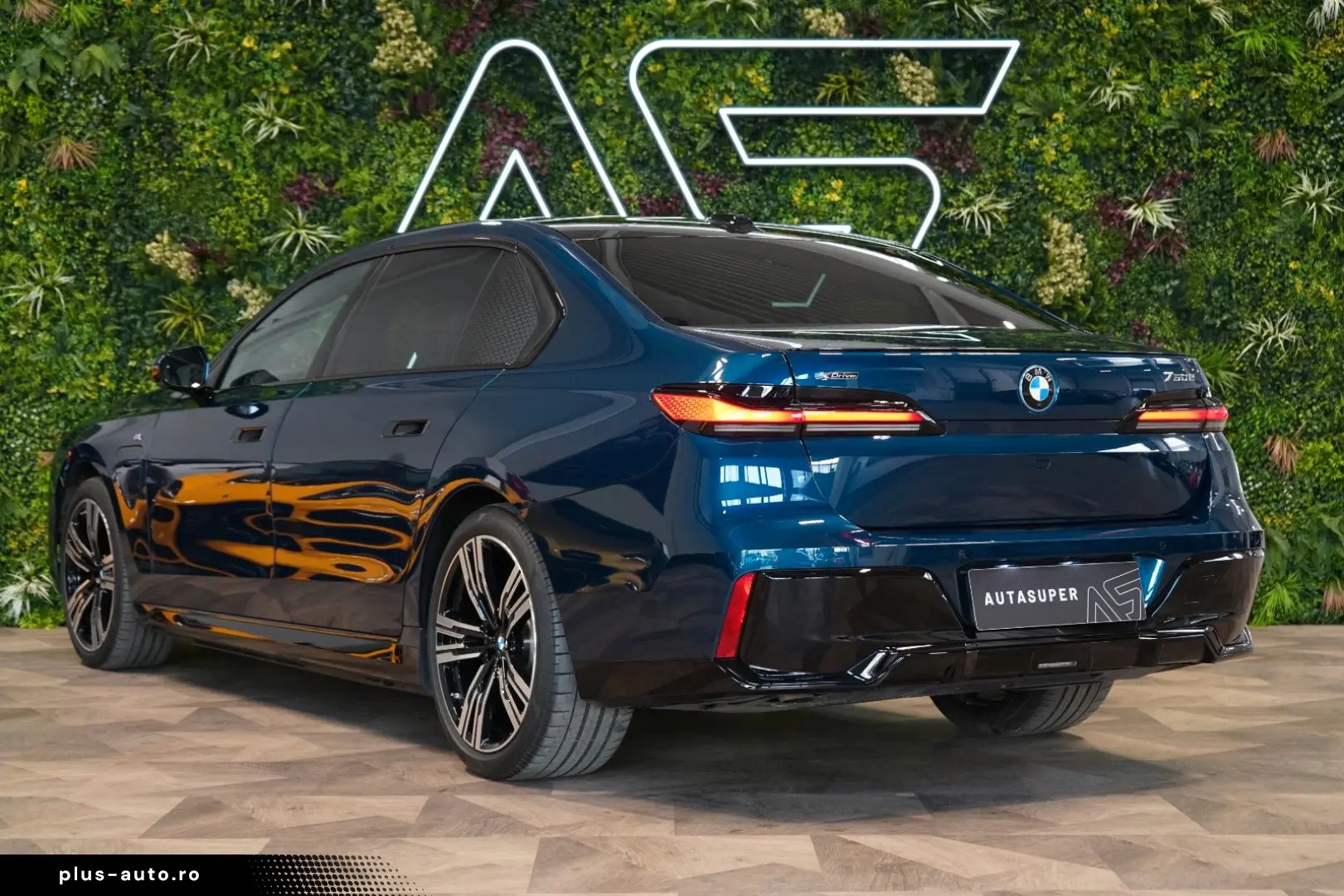 BMW 750e XDRIVE THEATRE HUD SKY-L B&W 110.496€ NETTO