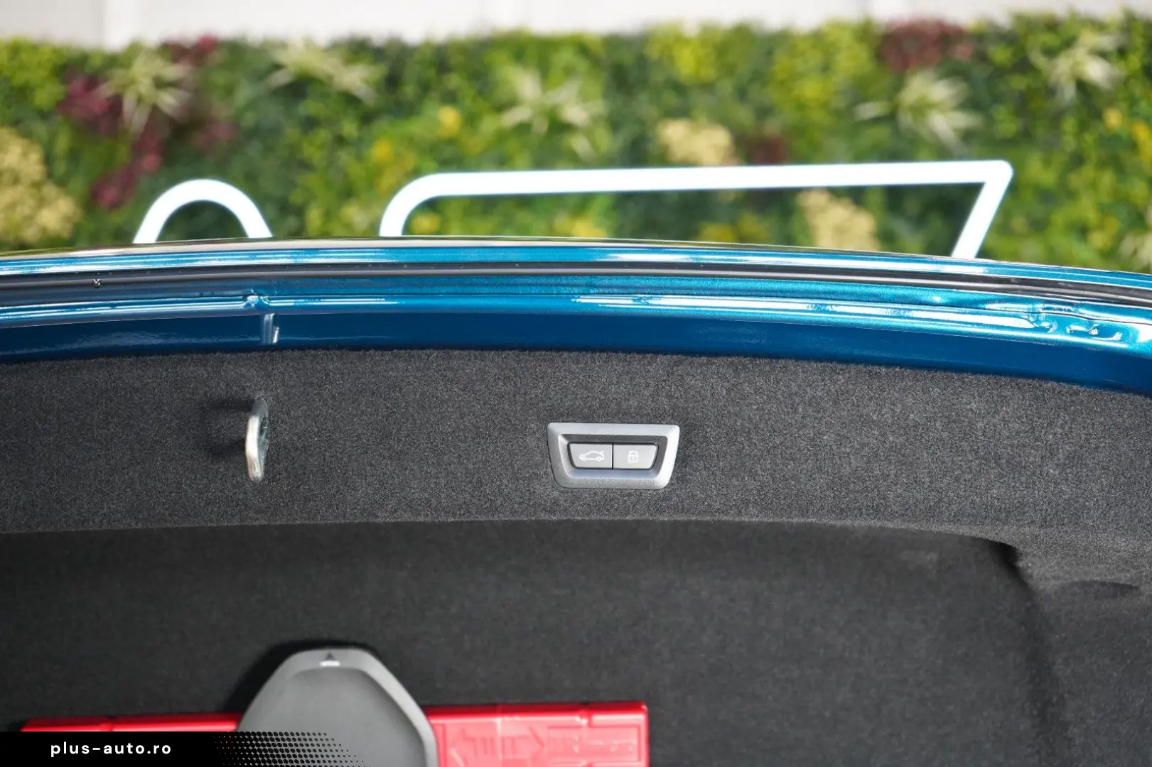 BMW 750e XDRIVE THEATRE HUD SKY-L B&W 110.496€ NETTO