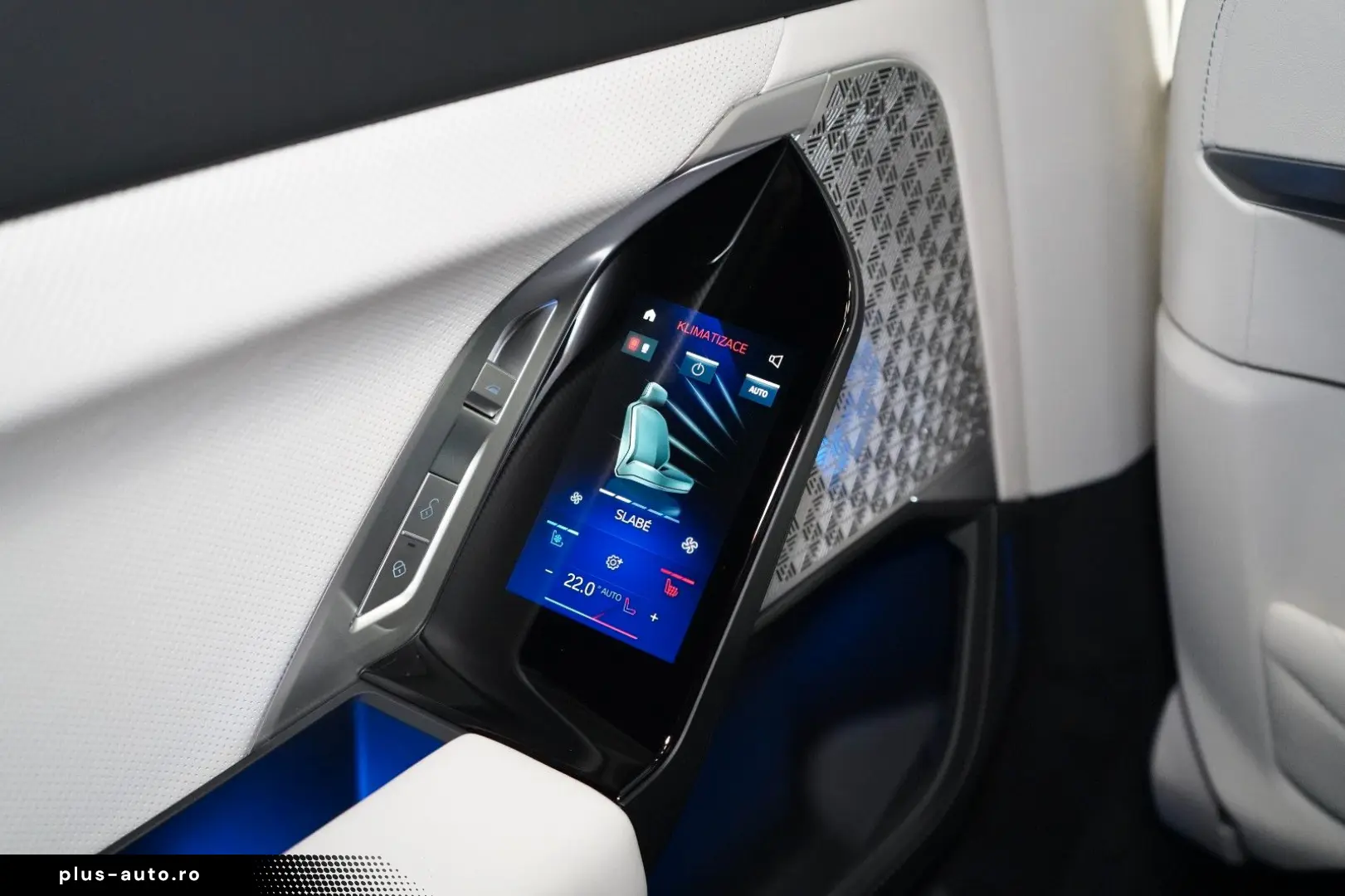 BMW 750e XDRIVE THEATRE HUD SKY-L B&W 110.496€ NETTO