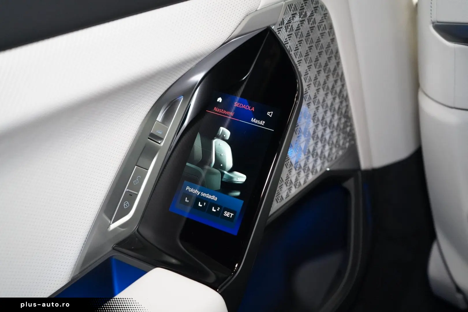 BMW 750e XDRIVE THEATRE HUD SKY-L B&W 110.496€ NETTO