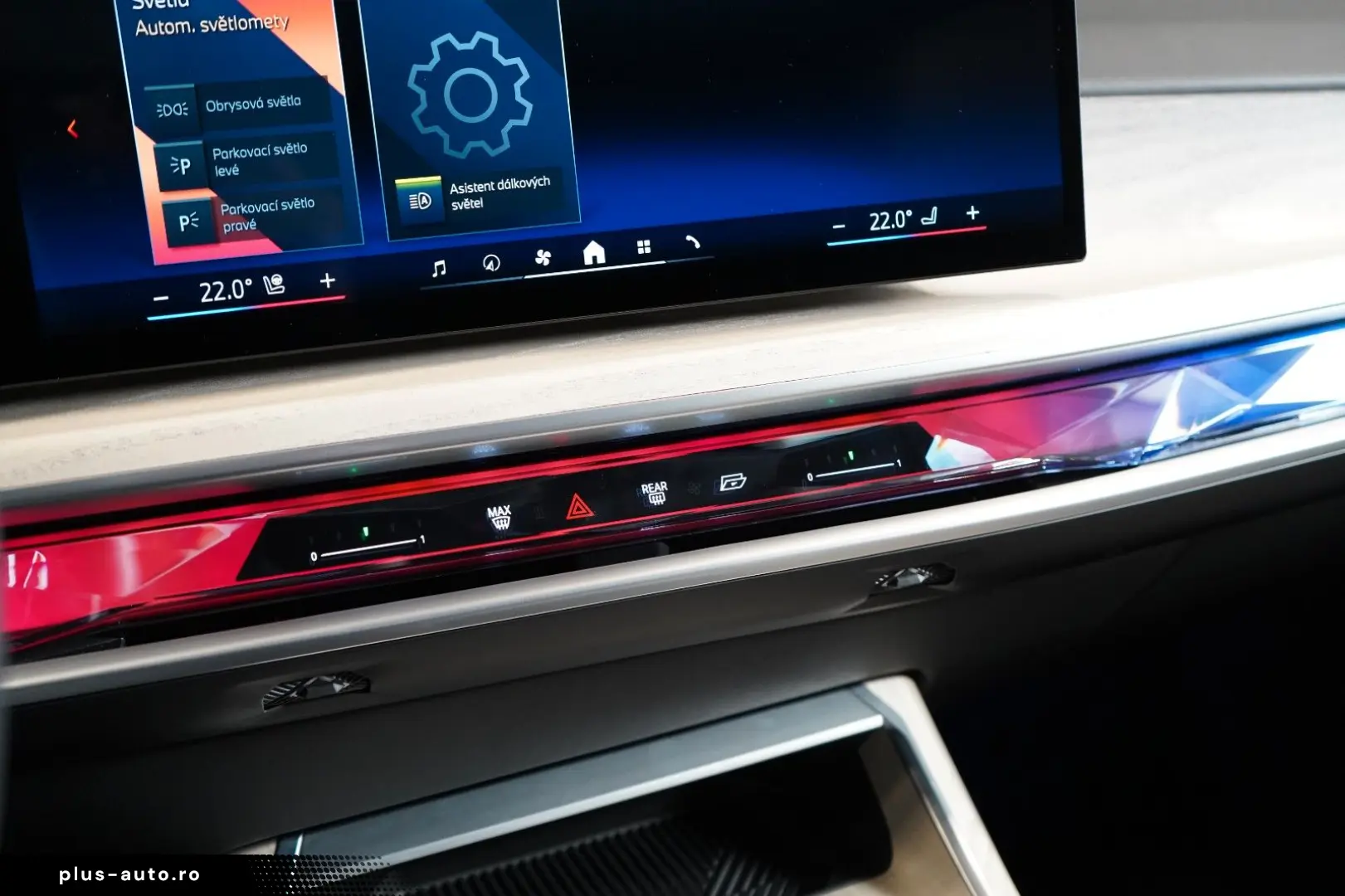 BMW 750e XDRIVE THEATRE HUD SKY-L B&W 110.496€ NETTO