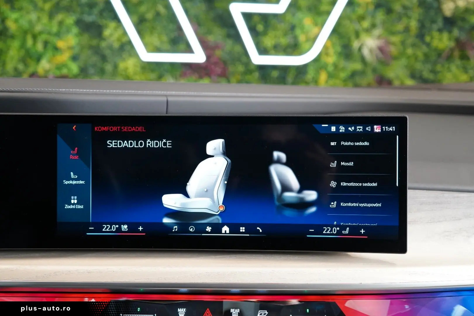 BMW 750e XDRIVE THEATRE HUD SKY-L B&W 110.496€ NETTO