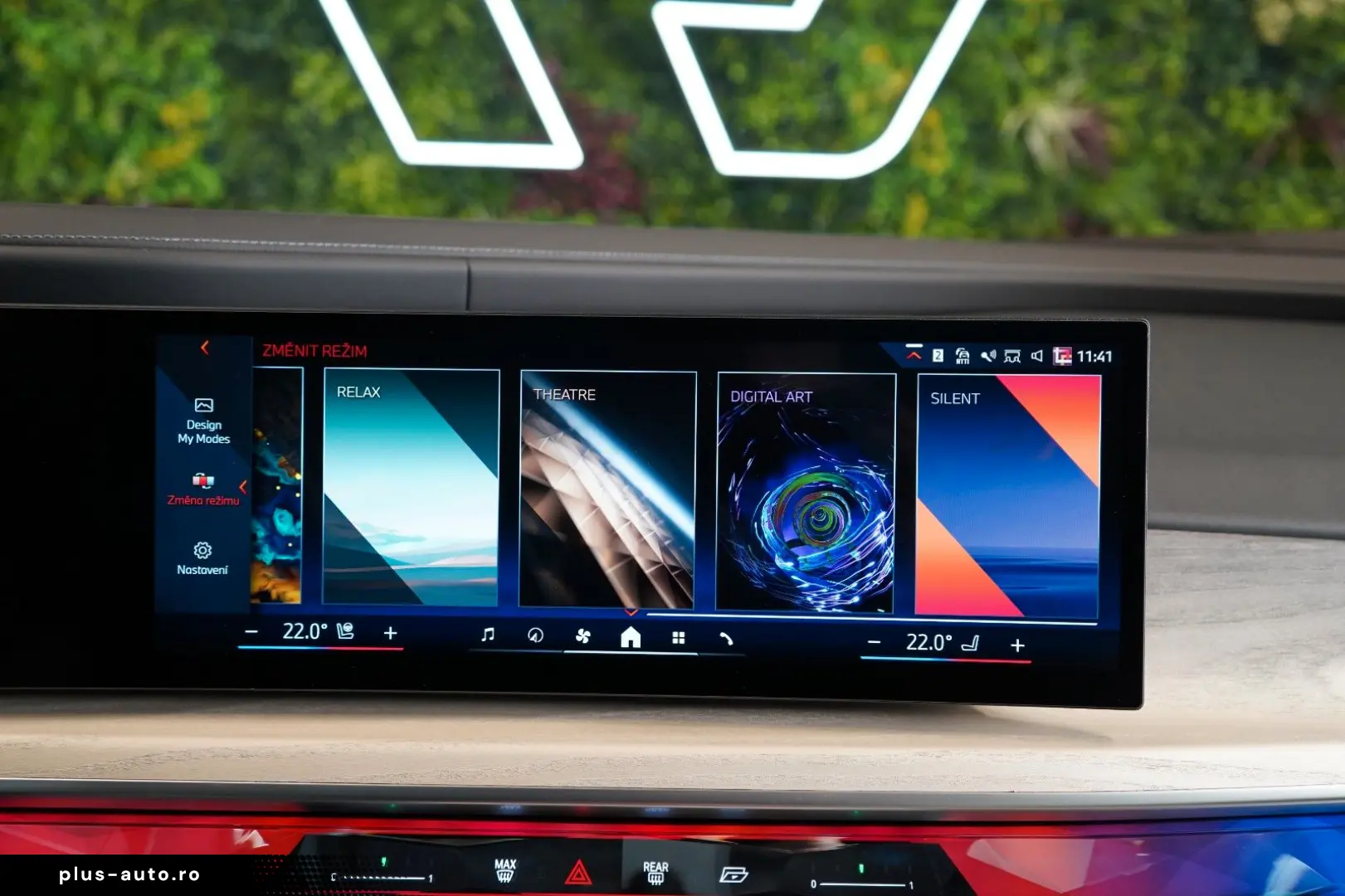 BMW 750e XDRIVE THEATRE HUD SKY-L B&W 110.496€ NETTO