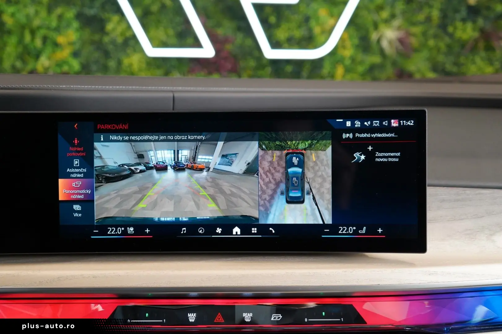 BMW 750e XDRIVE THEATRE HUD SKY-L B&W 110.496€ NETTO