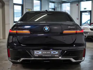 BMW 750e xDrive