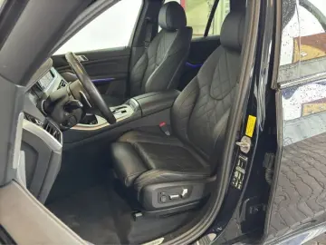 BMW X5 xDrive30d M Sport Navi.Laser.HuD.Pano.RFK.HK