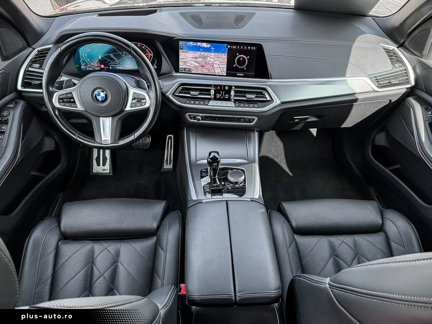 BMW X5 xDrive30d M-SPORTPAKET AHK PANO STANDHEIZUNG