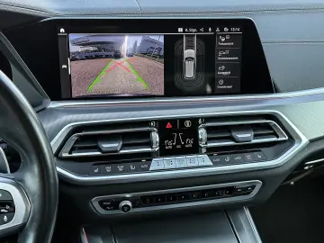 BMW X5 xDrive30d M-SPORTPAKET AHK PANO STANDHEIZUNG