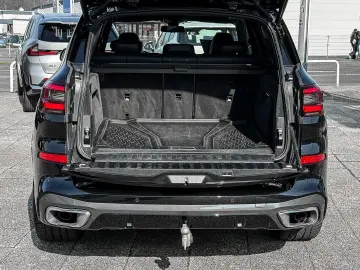 BMW X5 xDrive30d M-SPORTPAKET AHK PANO STANDHEIZUNG