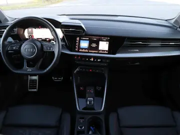 AUDI RS3 Limousine 2.5 TFSI  SPORT-ABGAS MAGNETIC 280