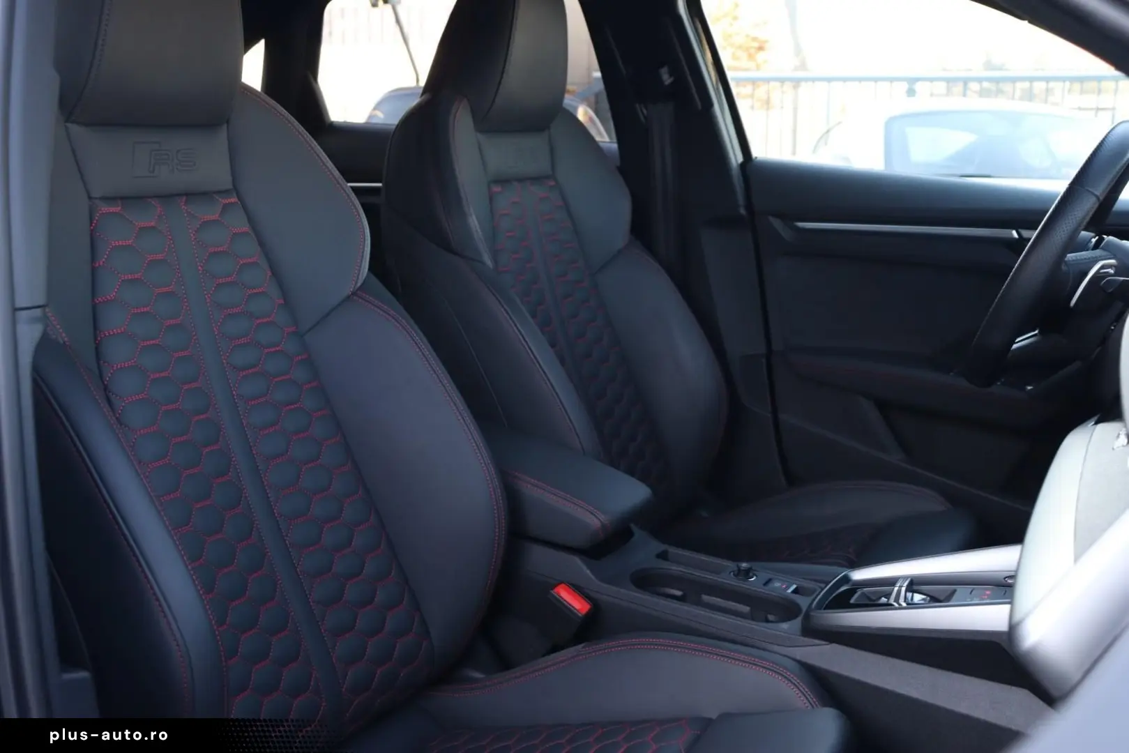 AUDI RS3 Limousine 2.5 TFSI  SPORT-ABGAS MAGNETIC 280