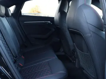 AUDI RS3 Limousine 2.5 TFSI  SPORT-ABGAS MAGNETIC 280