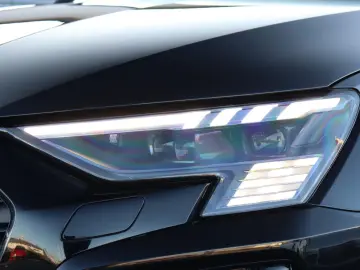 AUDI RS3 Limousine 2.5 TFSI  SPORT-ABGAS MAGNETIC 280