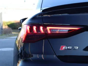 AUDI RS3 Limousine 2.5 TFSI  SPORT-ABGAS MAGNETIC 280