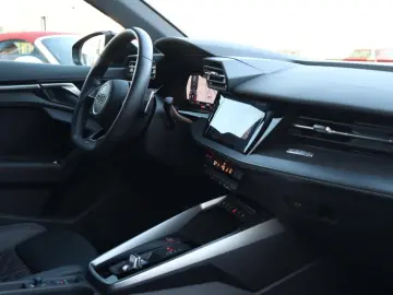 AUDI RS3 Limousine 2.5 TFSI  SPORT-ABGAS MAGNETIC 280