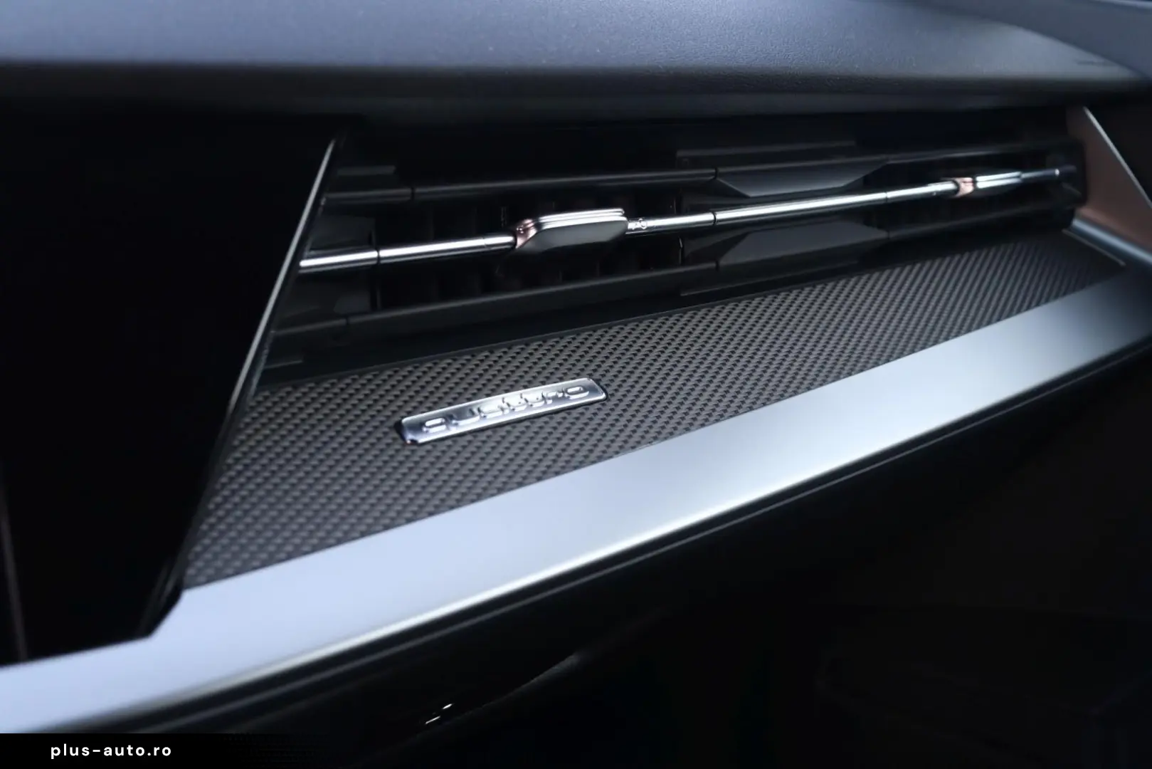 AUDI RS3 Limousine 2.5 TFSI  SPORT-ABGAS MAGNETIC 280