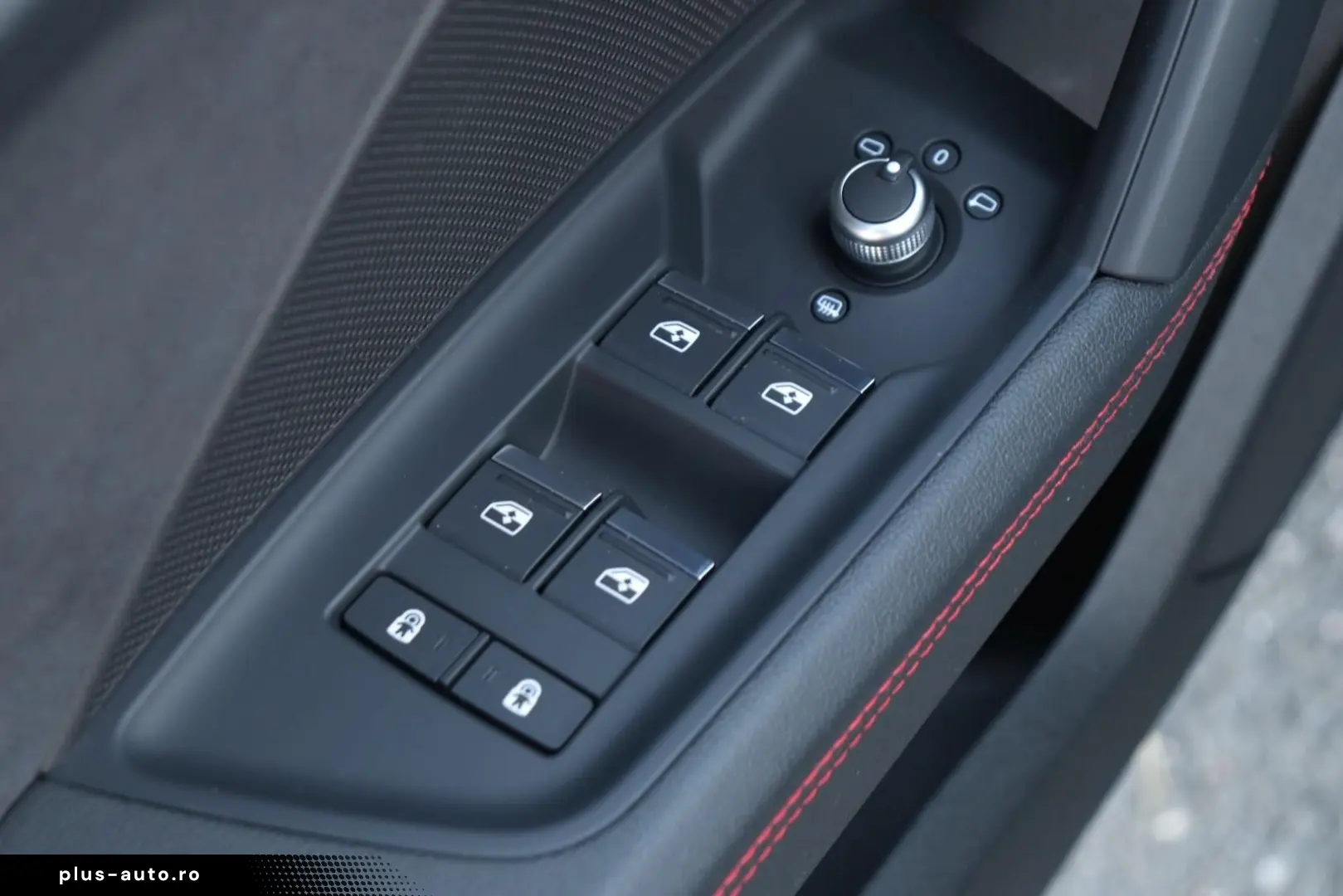 AUDI RS3 Limousine 2.5 TFSI  SPORT-ABGAS MAGNETIC 280