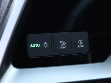 AUDI RS3 Limousine 2.5 TFSI  SPORT-ABGAS MAGNETIC 280