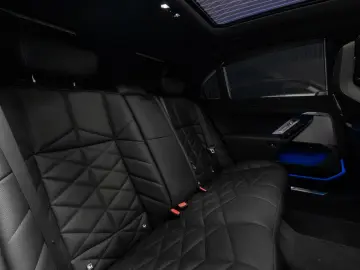 BMW 740 7 740 d xDrive M Sport