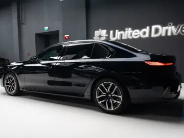 BMW 740 7 740 d xDrive M Sport