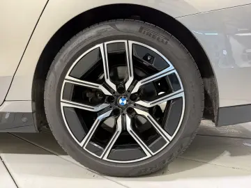 BMW 740d xDr MSp TV ExecLounge SkyLounge Massage Ventil 360