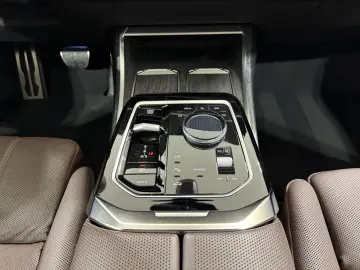 BMW 740d xDr MSp TV ExecLounge SkyLounge Massage Ventil 360