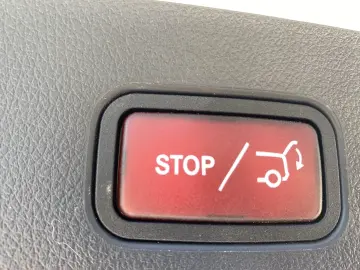 Mercedes-Benz GLC 220 d 4M AMG Night Distron AHK Kam