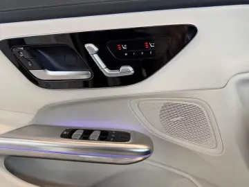 MERCEDES-BENZ CLE 220 d Cabrio AMG  Beige Int.  360   Memory