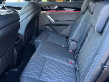 BYD TANG EV AWD 7-Seat Panorama Ambient FACELIFT