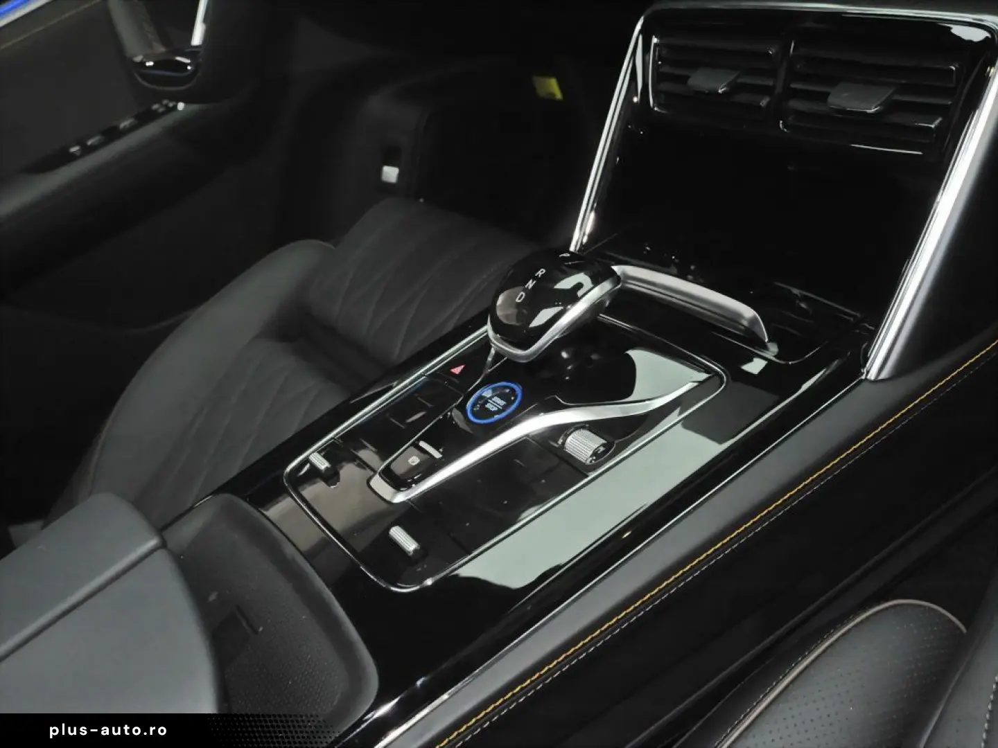 BYD TANG EV AWD 7-Seat Panorama Ambient FACELIFT