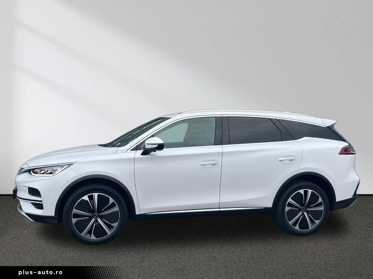 BYD TANG EV AWD 7-Seat Panorama Ambient FACELIFT