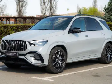 Mercedes-Benz GLE 53 AMG 4Matic _PANO_HUD