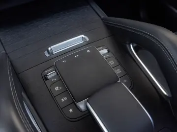 Mercedes-Benz GLE 53 AMG 4Matic _PANO_HUD