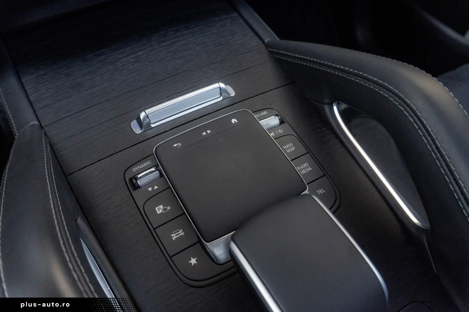 Mercedes-Benz GLE 53 AMG 4Matic _PANO_HUD