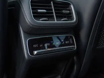 Mercedes-Benz GLE 53 AMG 4Matic _PANO_HUD