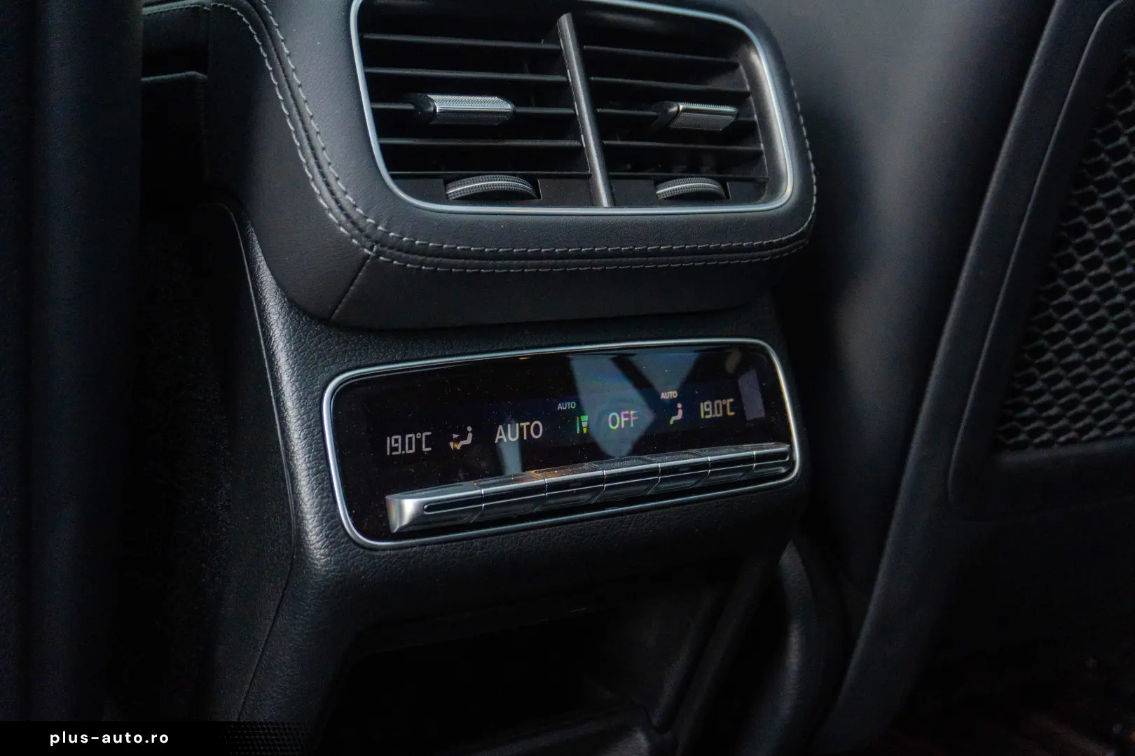 Mercedes-Benz GLE 53 AMG 4Matic _PANO_HUD