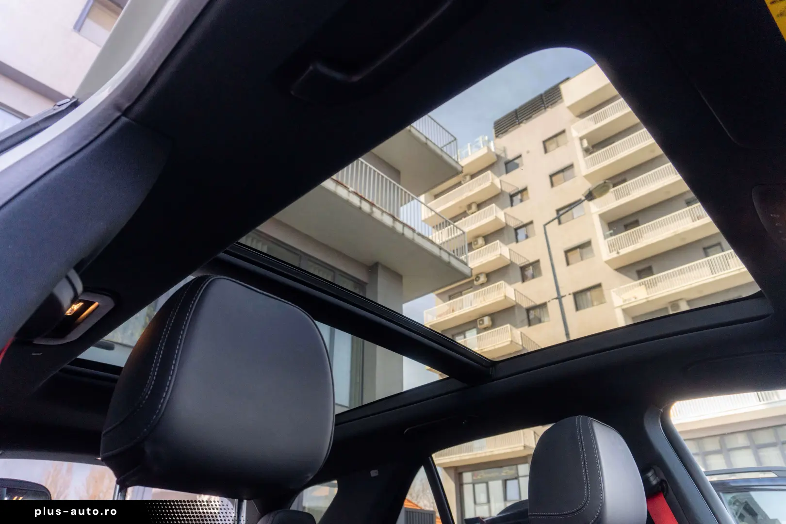 Mercedes-Benz GLE 53 AMG 4Matic _PANO_HUD