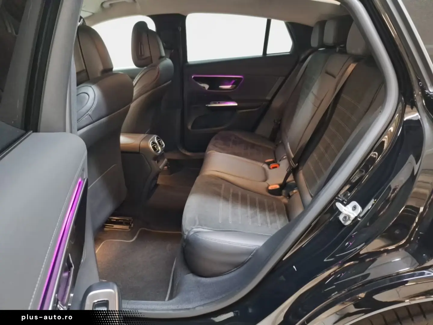 Mercedes-Benz GLC 200 4M Coupé AMG Advanced AHK 19