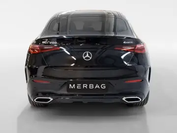 Mercedes-Benz GLC 200 4M Coupé AMG Advanced AHK 19