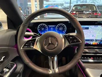 Mercedes-Benz CLA250EQ PROGRESSIVE AMBIENTE MEMORY MBUX SHZ