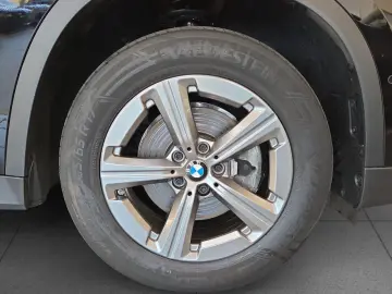 BMW X1 xDrive20d H&K