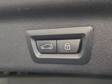 BMW X1 xDrive20d H&K