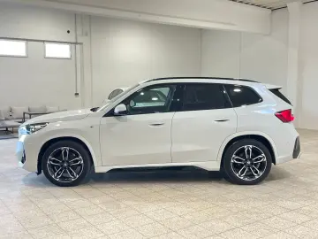 BMW X1 20d xDr MSport H&K 360  MemoryS Keyless HUD