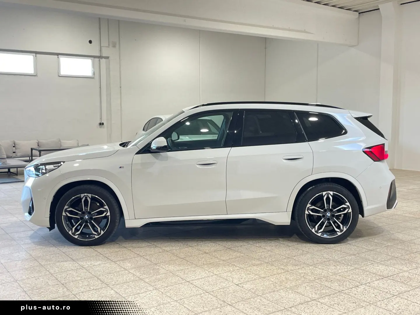 BMW X1 20d xDr MSport H&K 360  MemoryS Keyless HUD