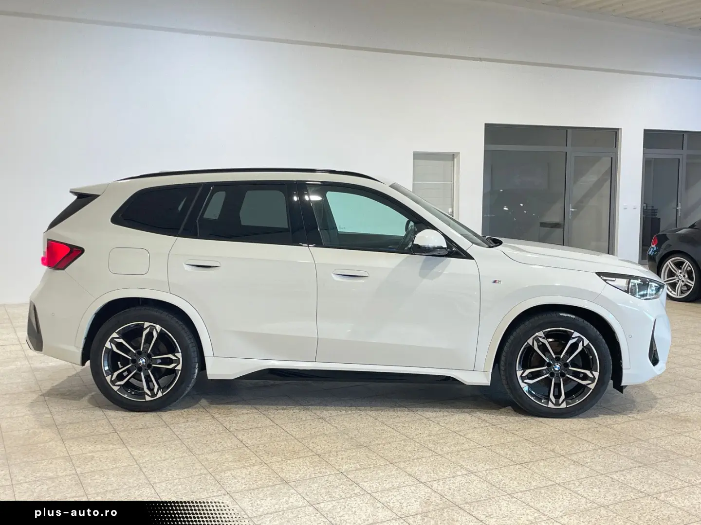 BMW X1 20d xDr MSport H&K 360  MemoryS Keyless HUD