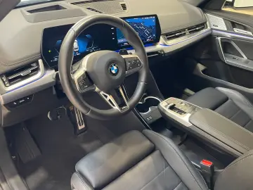 BMW X1 20d xDr MSport H&K 360  MemoryS Keyless HUD