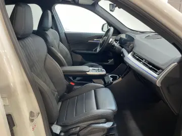 BMW X1 20d xDr MSport H&K 360  MemoryS Keyless HUD