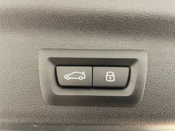 BMW X1 20d xDr MSport H&K 360  MemoryS Keyless HUD